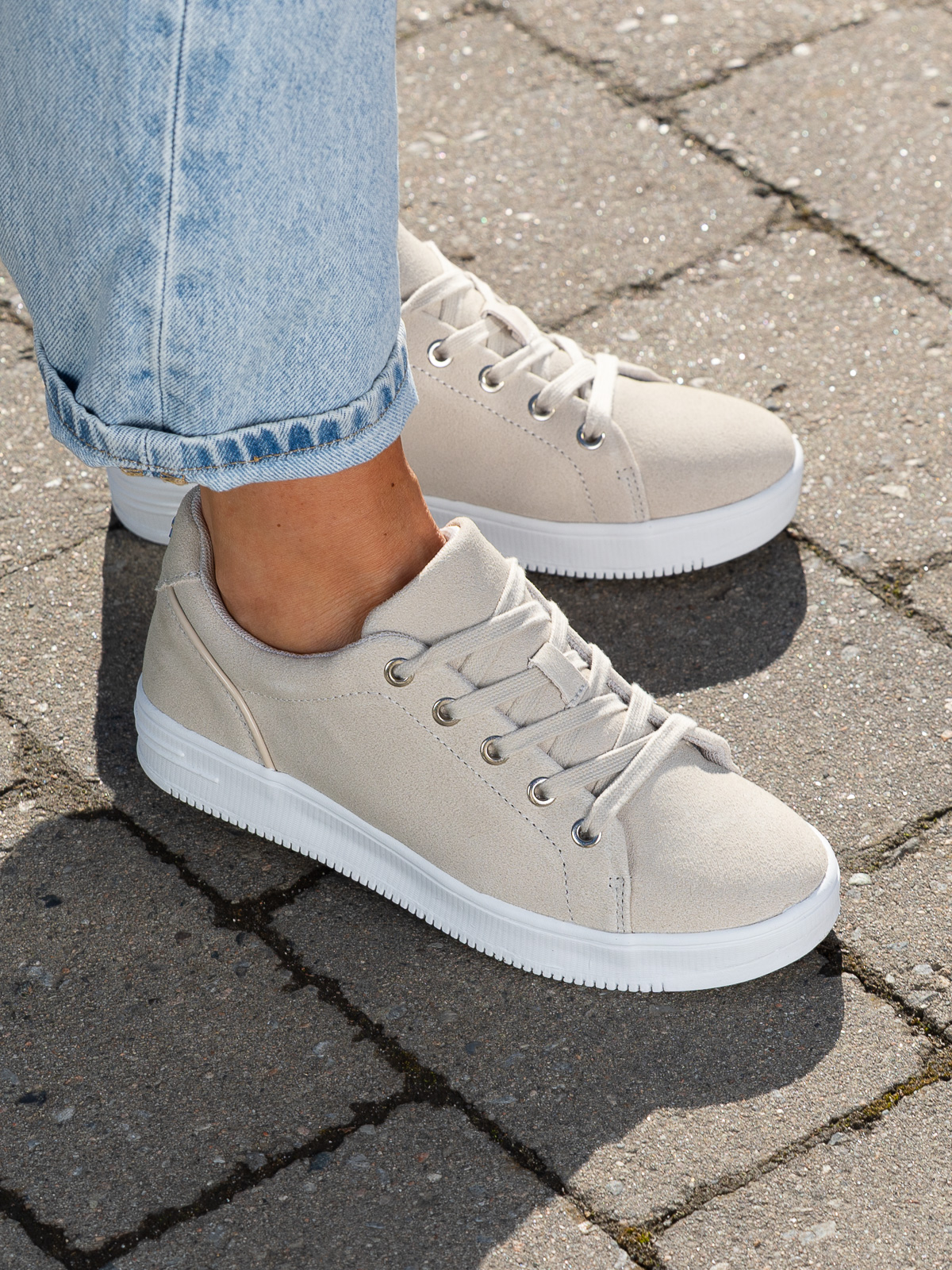 Gorbio Low Suede Beige - Trapes Sko
