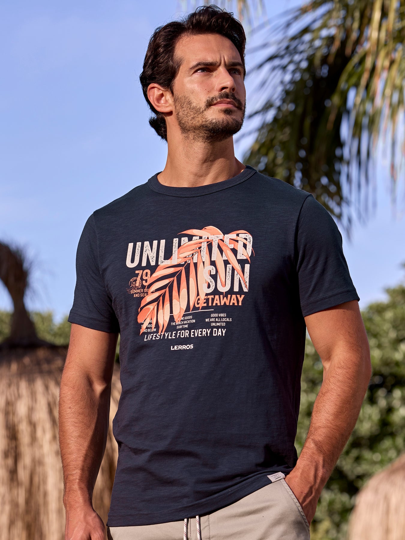 Herren T-Shirt mit Brustprint