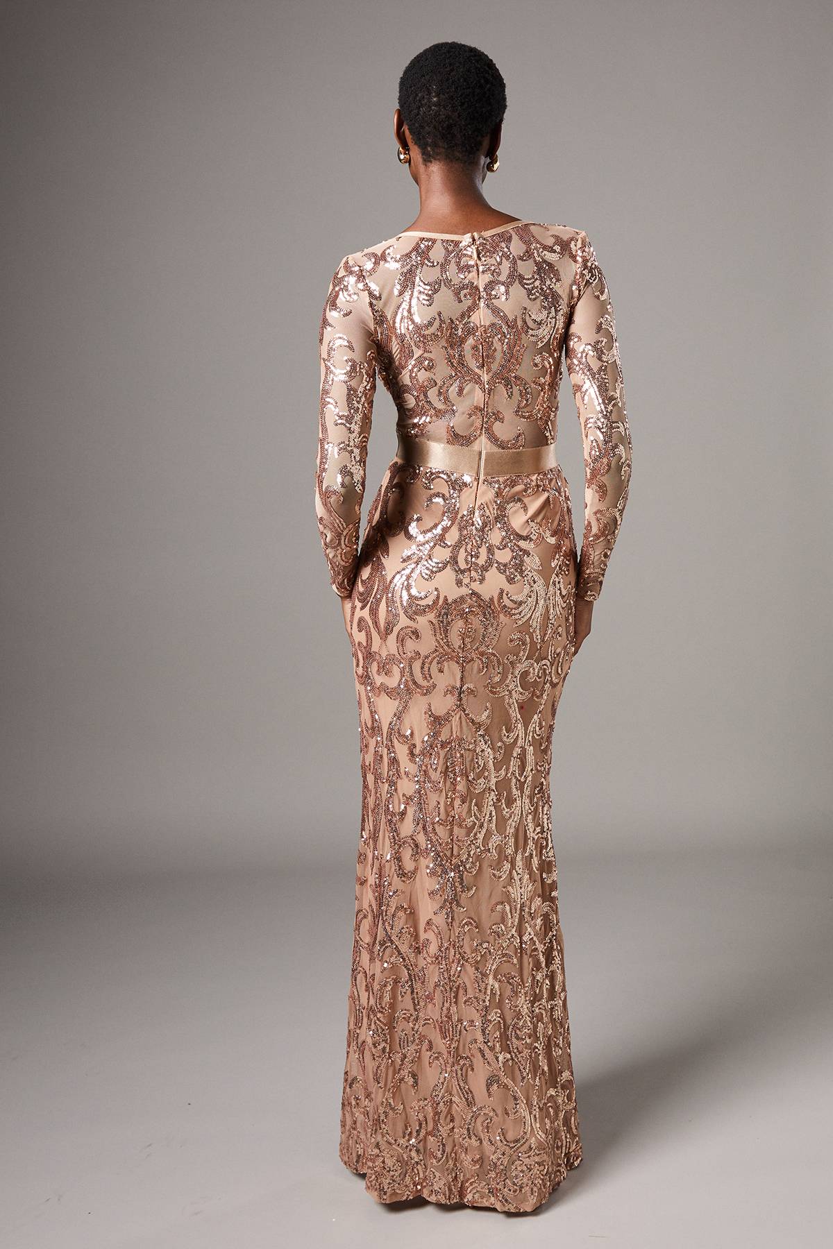 Coast Robe Longue à Manches Longues et Sequins