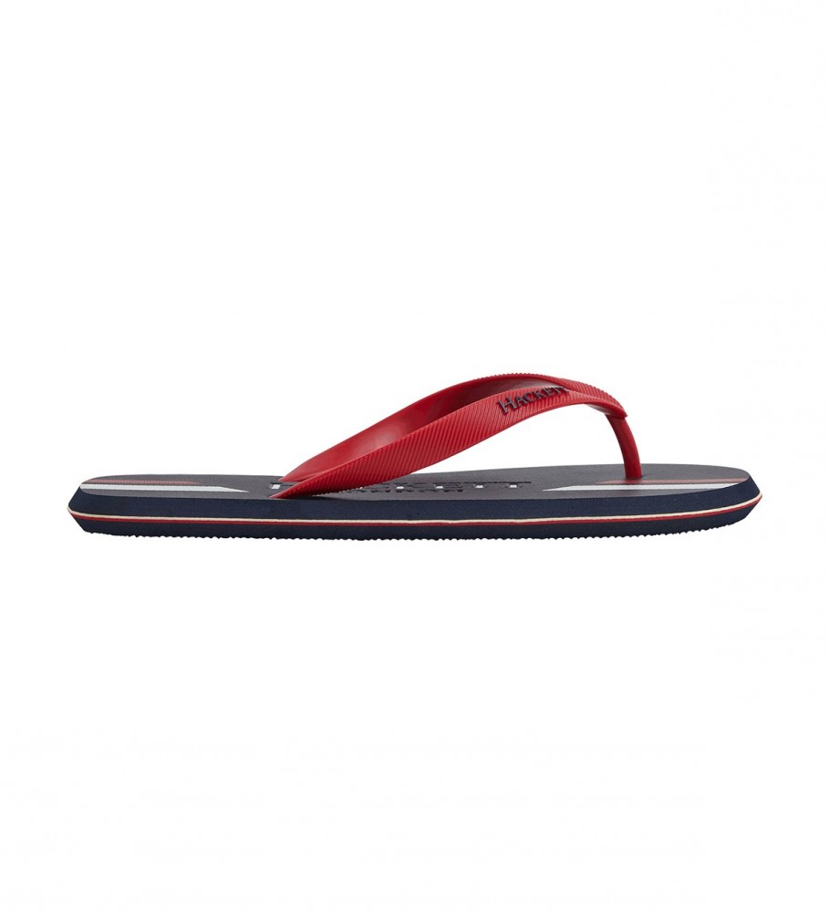 Chinelo Hackett com listras e logo, preto e vermelho.