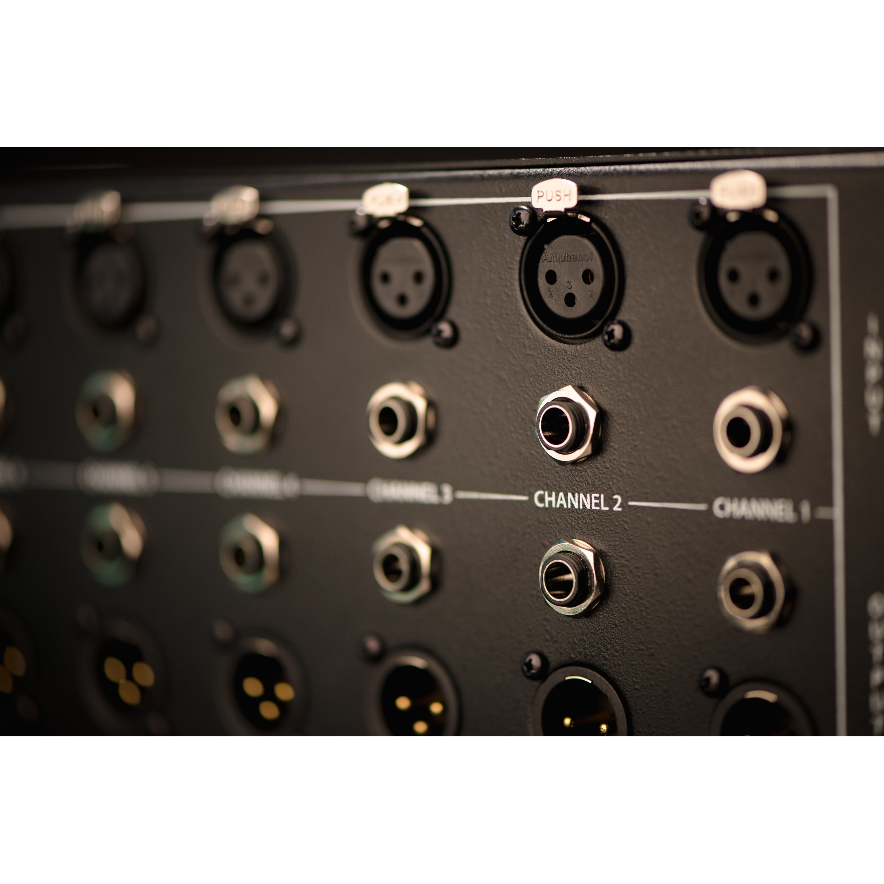 Rupert Neve R10 19 inch rack voor 500 serie modules