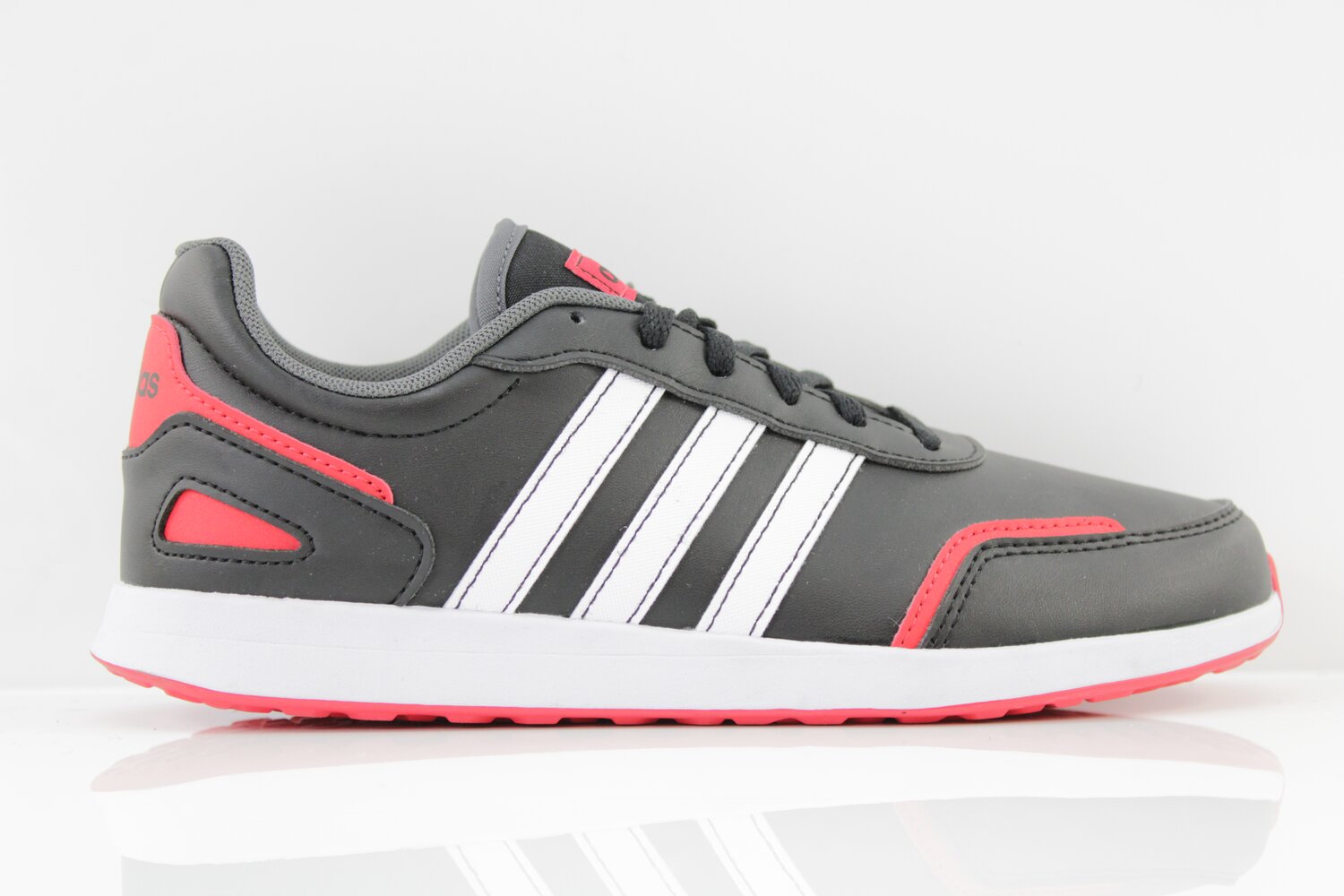 Adidas Sneaker