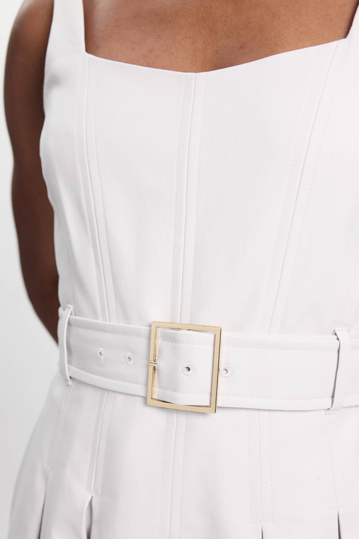 KarenMillen Robe Midi Cintrée En Coton Premium Avec Ceinture À Boucle