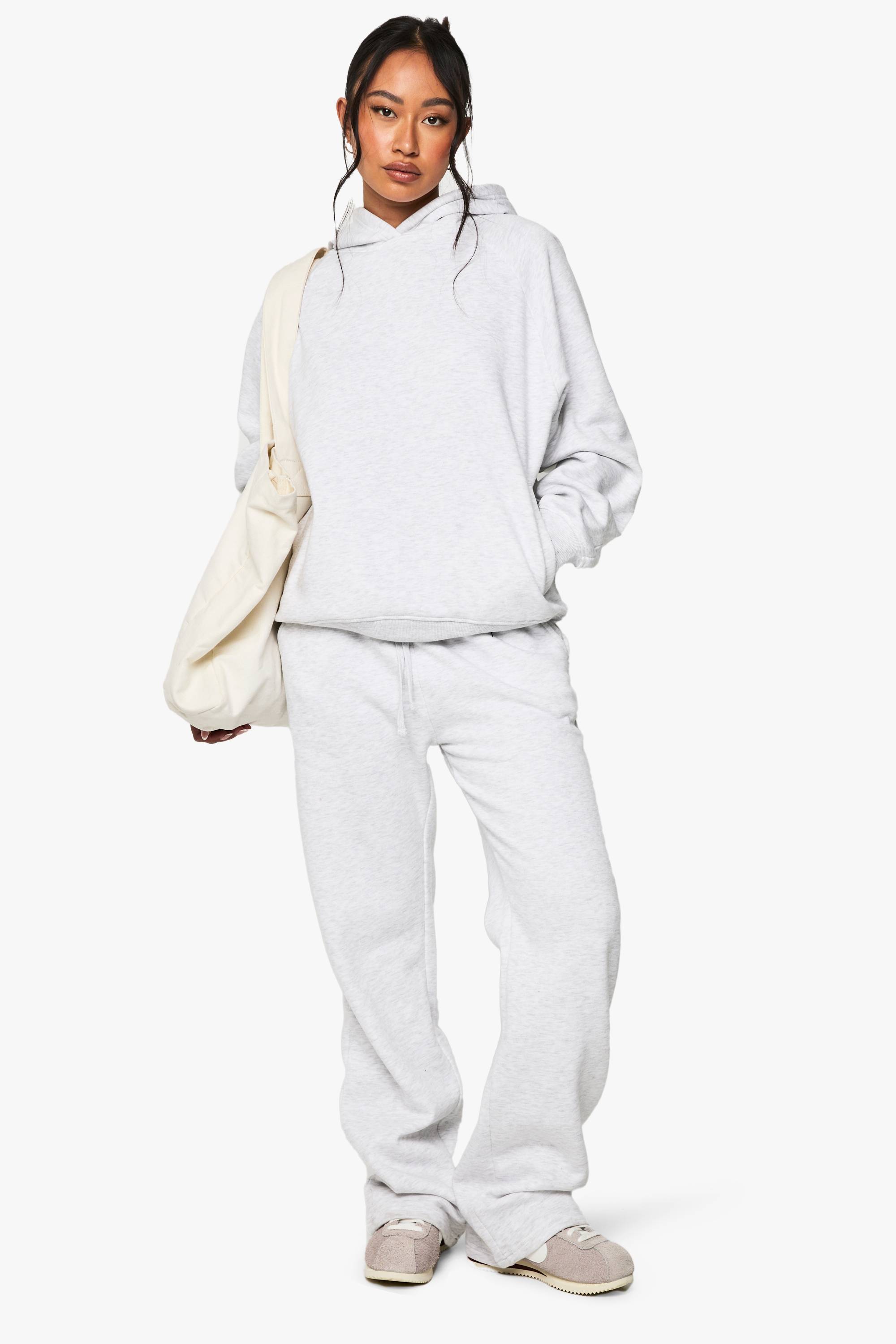 boohoo Sweat à capuche oversize à couture raglan