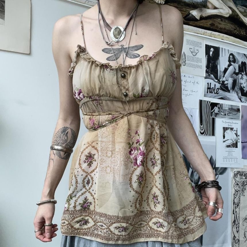 Puffie - Ronde hals, bloemenprint, volantrand, strikceintuur, open rug, camisole top / lage taille, geplooide zoom, maxi-A-lijn rok