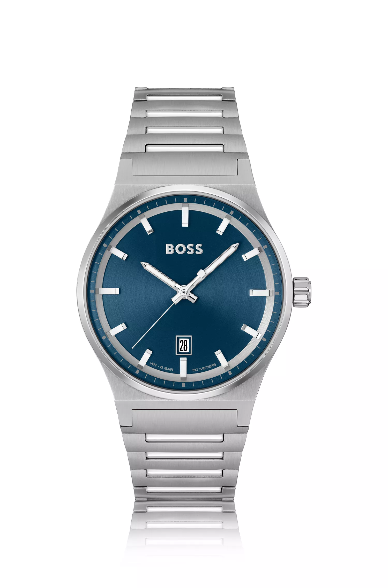 Relógio BOSS com mostrador preto e azul e pulseira de aço inoxidável.