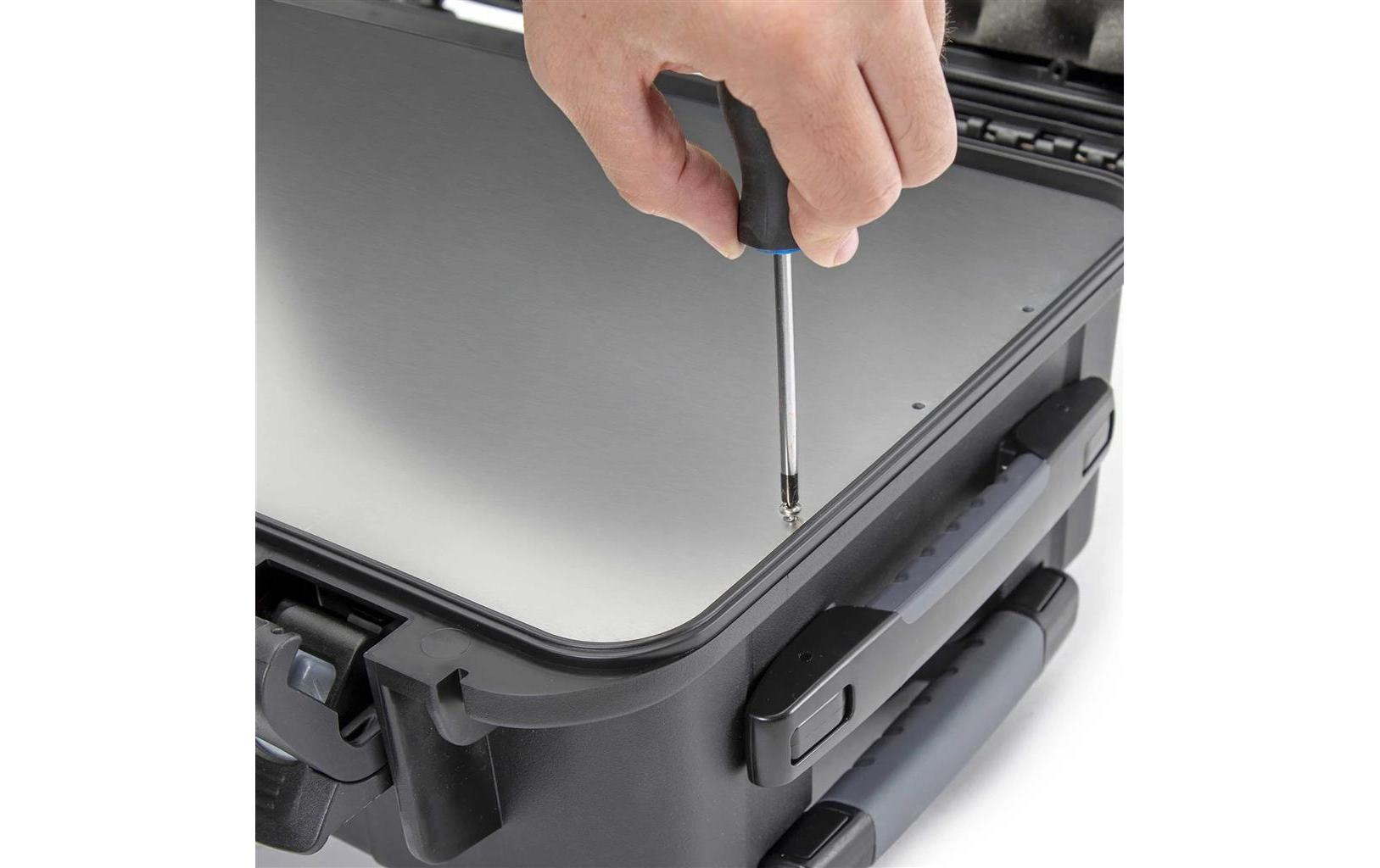 Einbaurahmen Boden Panel für Mod. 909 - Aluminium<br>Bodenplatten-Einbausatz für Kunststoffkoffer 909