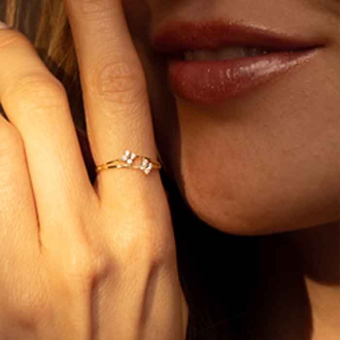 Bague Rencontre florale - Or jaune 375/1000 & zirconium