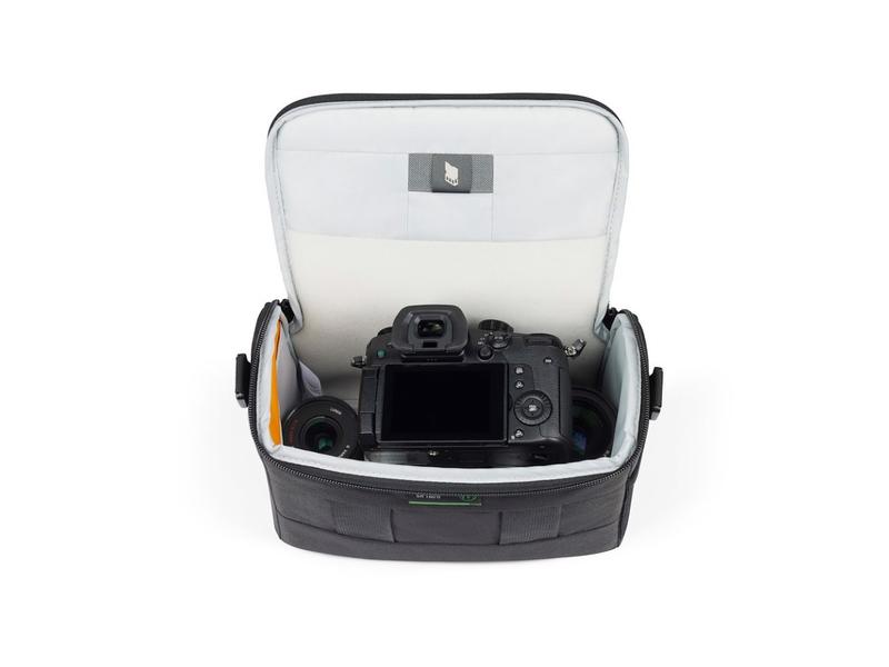 Lowepro Kamera-Tasche Adventura SH 160 III (GRL) Schwarz Robuste und praktische Kameratasche aus recycelten und solution-dyed Materialien