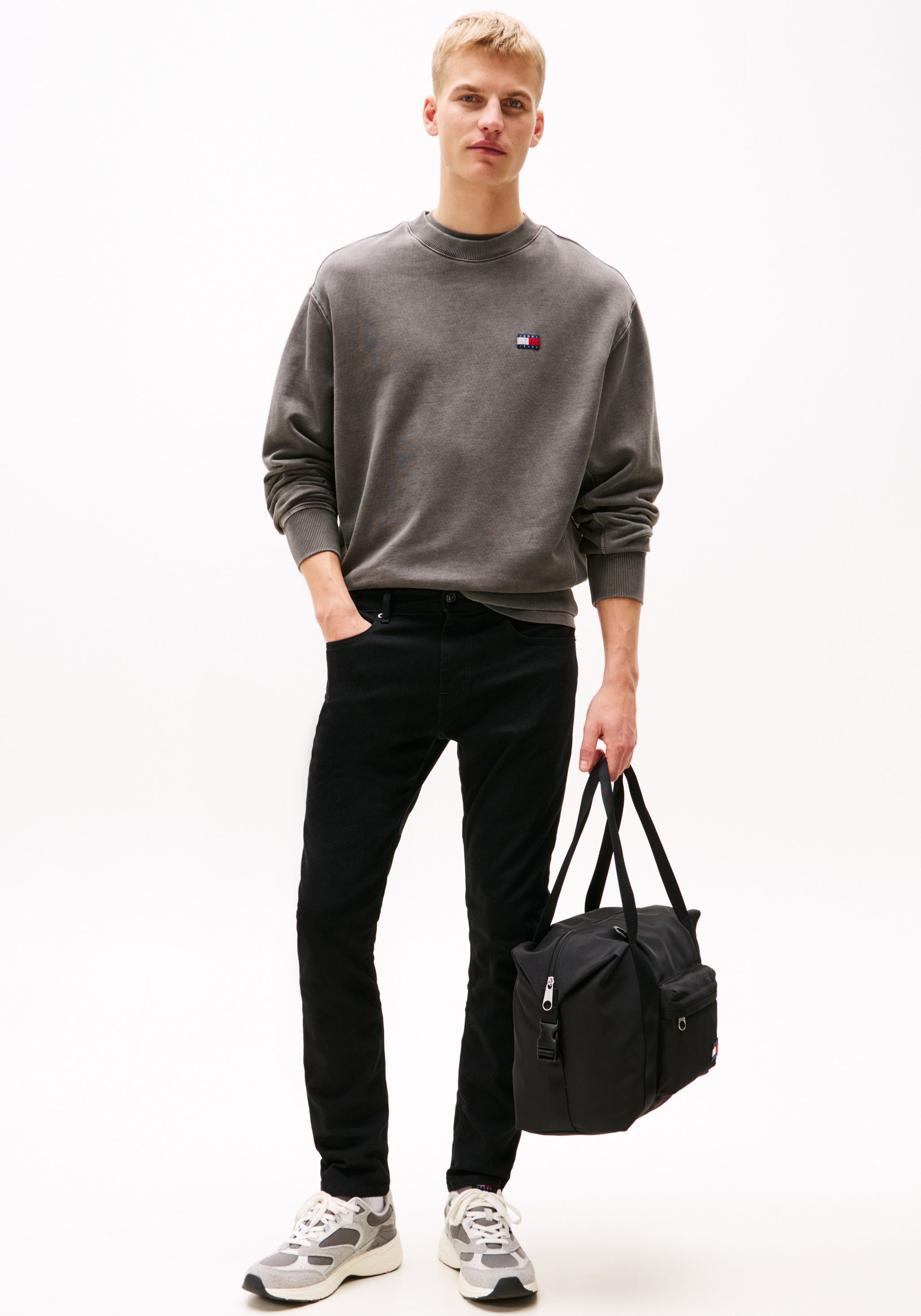 Tommy Jeans Slim-fit-Jeans »Austin Slim Tapered« zum Knöchel hin schmaler werdende Jeans mit mittlerer Leibhöhe