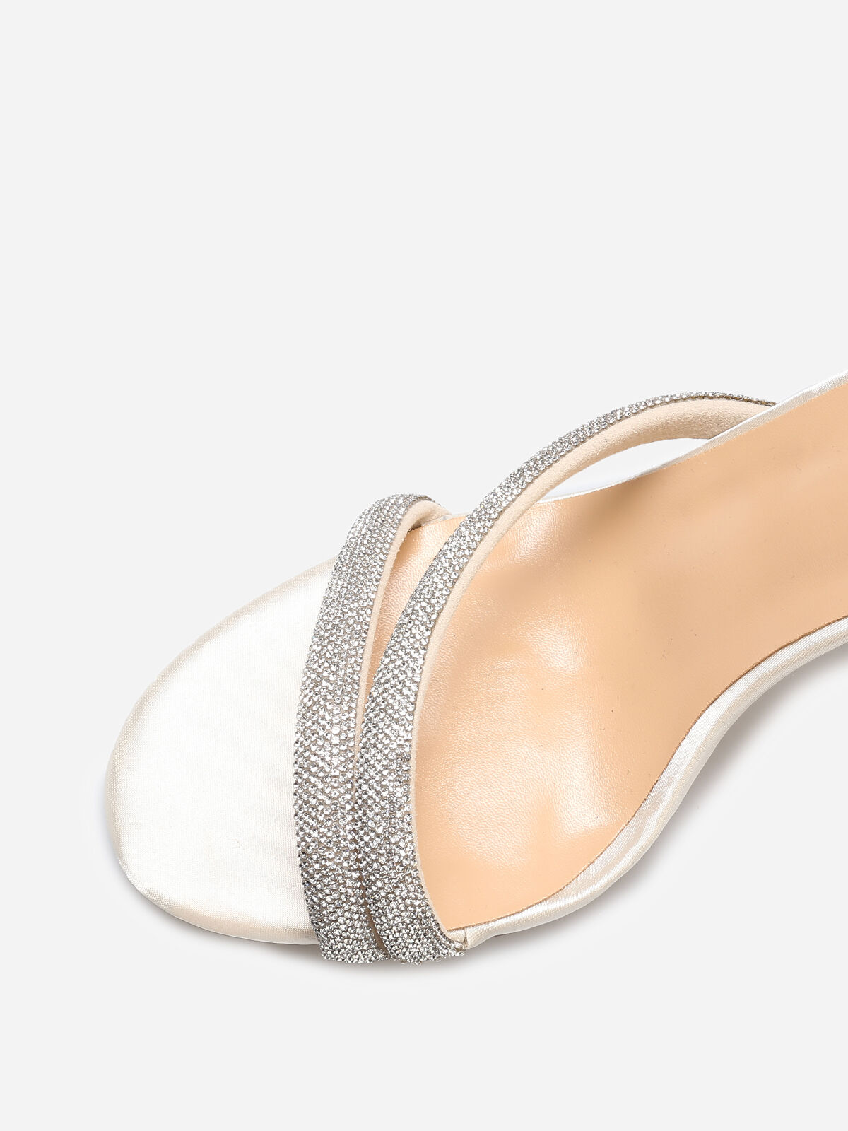 Sandales satinées à strass- Beige