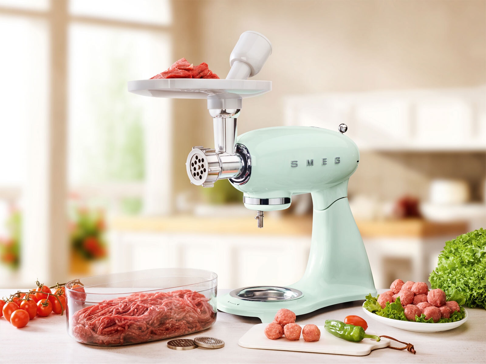 SMEG Küchenmaschine Full-Color Pastellgrün/ silberfarbig