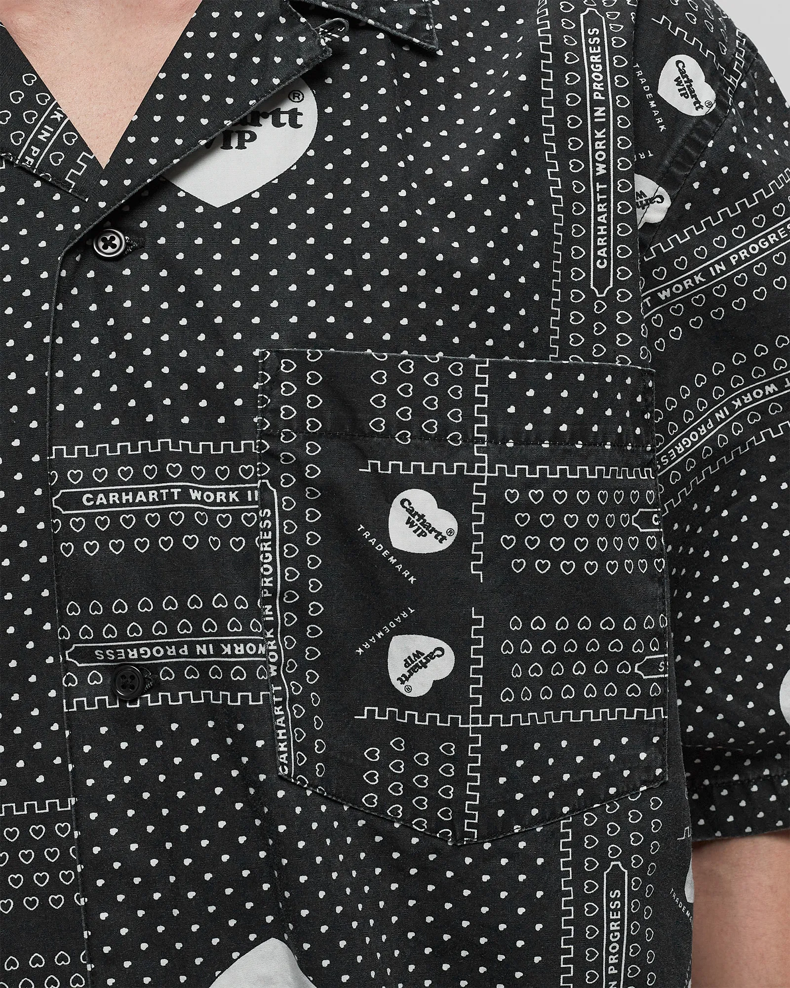 Carhartt WIP S/S Heart Bandana Shirt