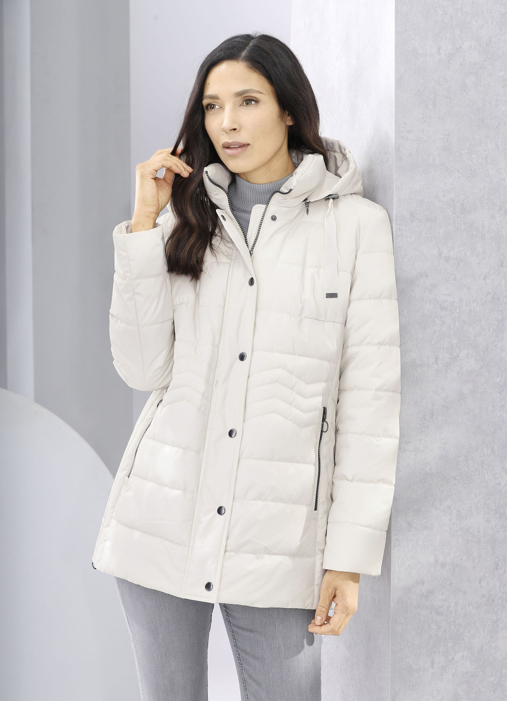 Funktionsjacke mit Längssteppung seitlich