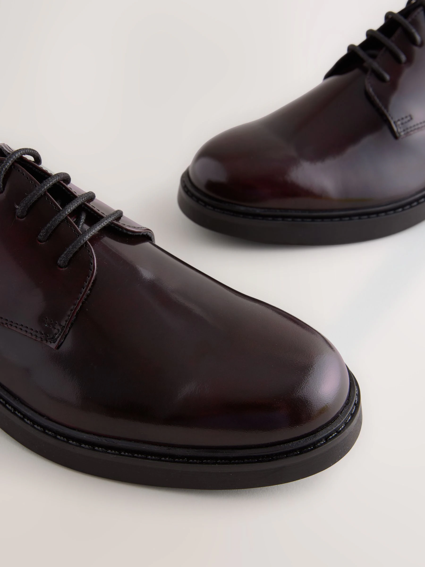Bordeauxrood - Hi-Shine Leather Derby Shoes