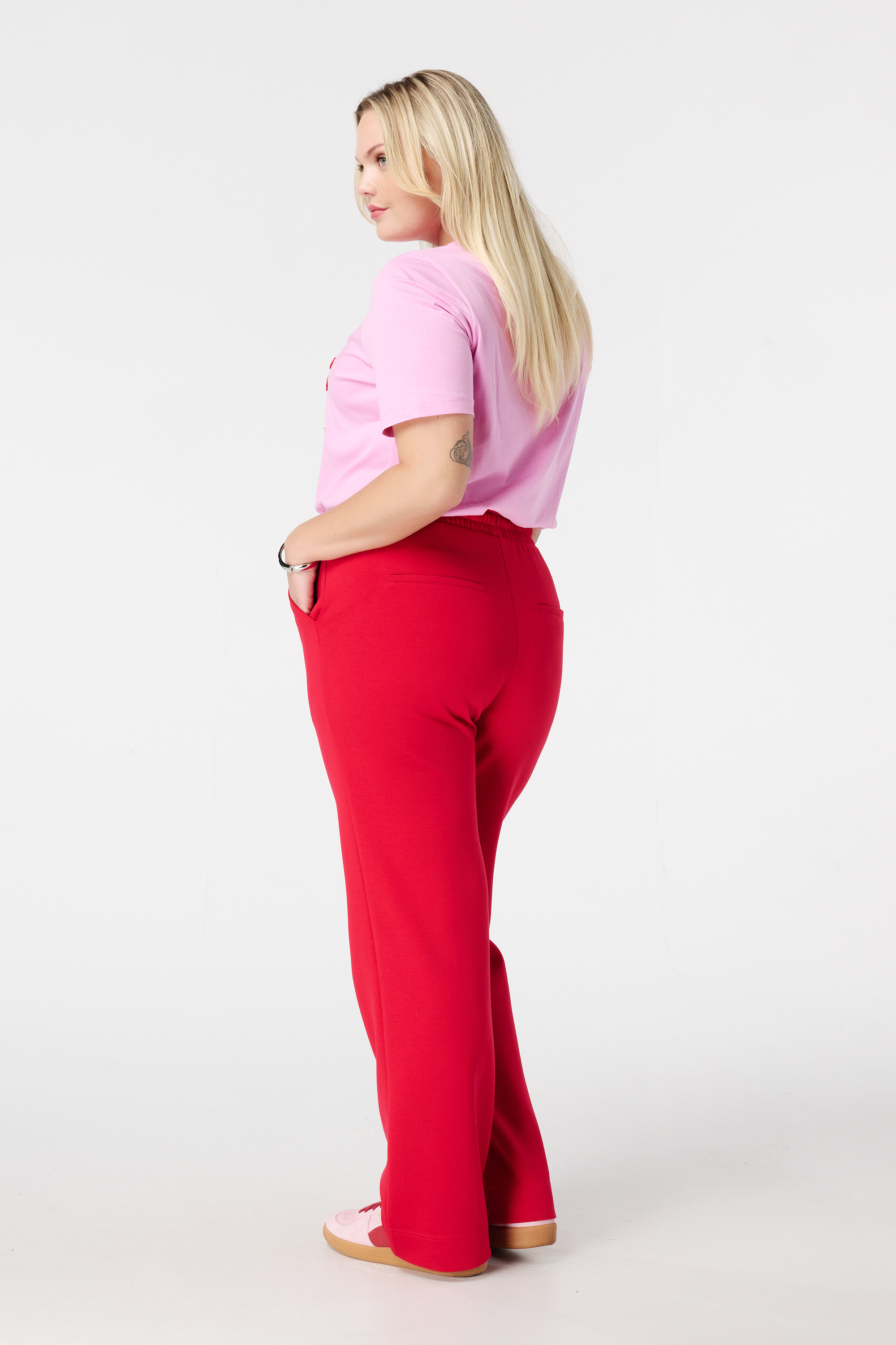 Broek met deelnaad Rood