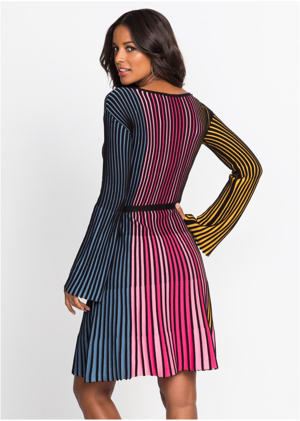 Robe en maille plissée