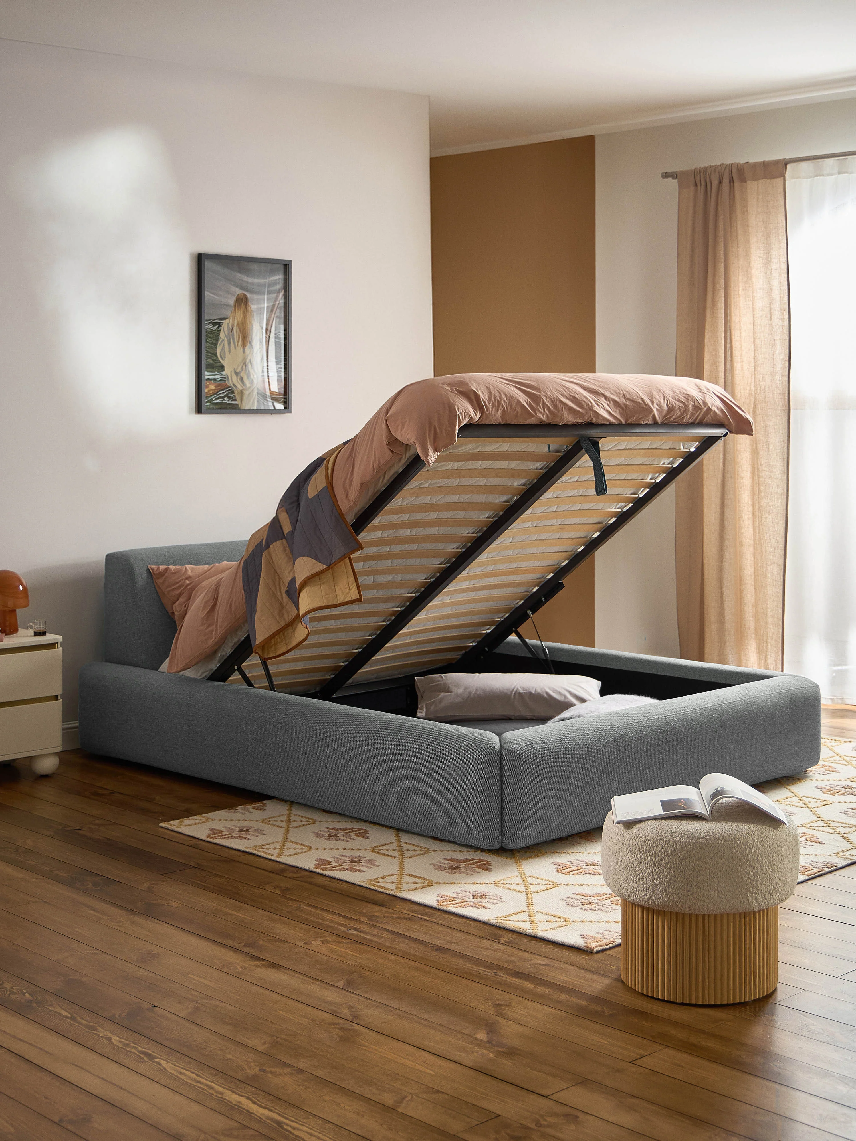 Gestoffeerd bed Melva met opbergruimte