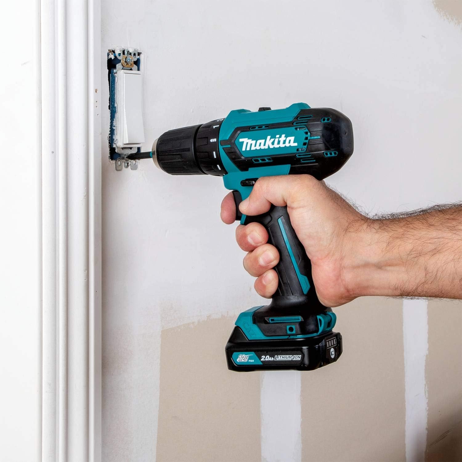 Makita FD09R1 12V max CXT&reg; Lithium-Ion Cordless 3/8" Driver-Drill Kit (2.0Ah)