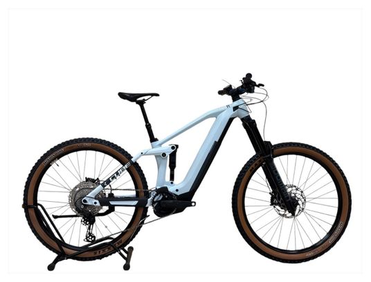 Produit reconditionné . Cube Stereo Hybrid 160 HPC Race 625 SHIMANO 2022 . VTT électrique . Cube . très bon état