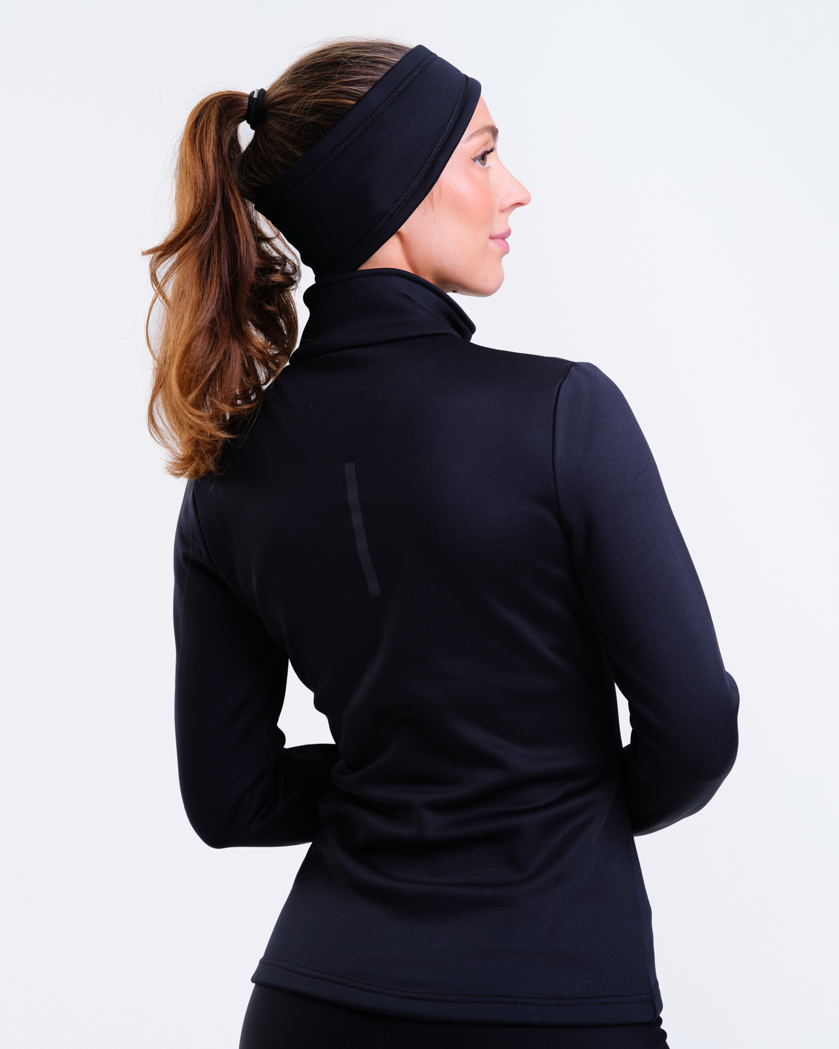 LEVITY Accelerate Winter Half Zip LS Black Beauty