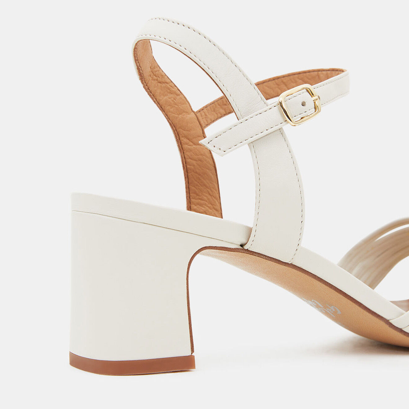 Galeries Lafayette Sandales en Cuir à brides croisées bout carré blanches - Talon 5.5 cm
