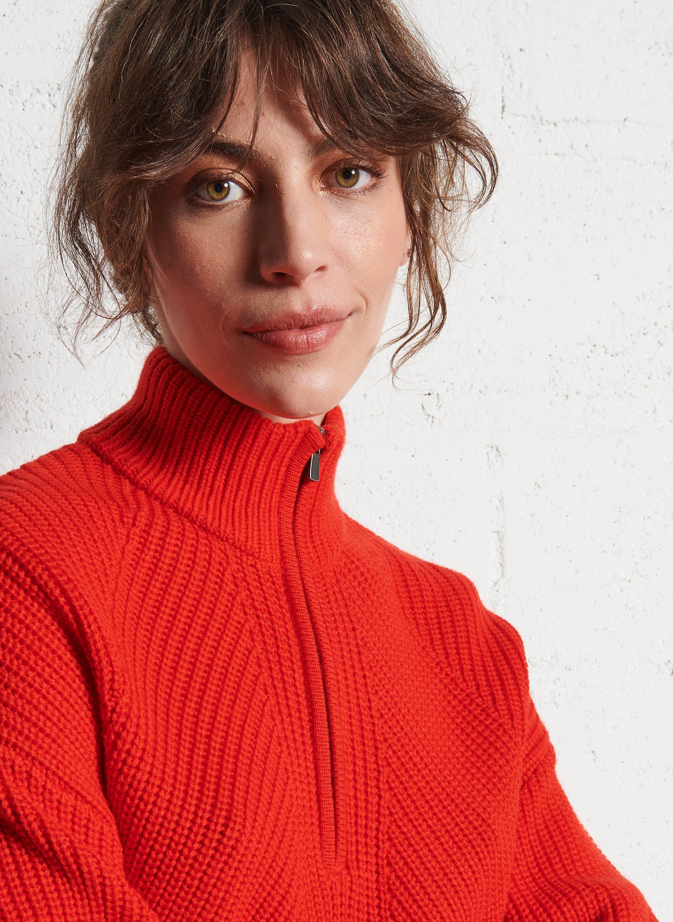 Pull droit col montant zippé en laine mérinos | Rouge