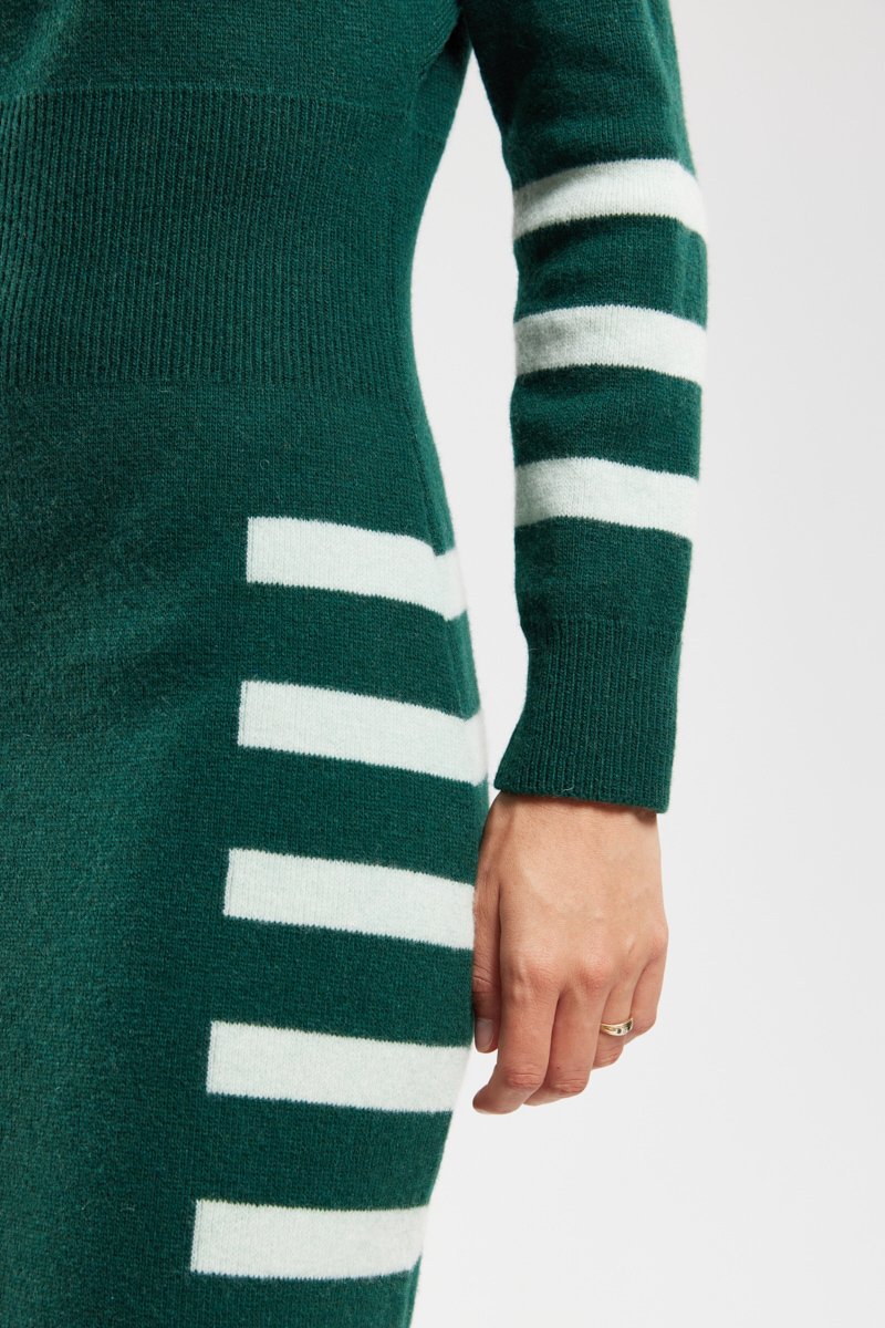 La robe pull Amor-lux X Nolwenn Faligot