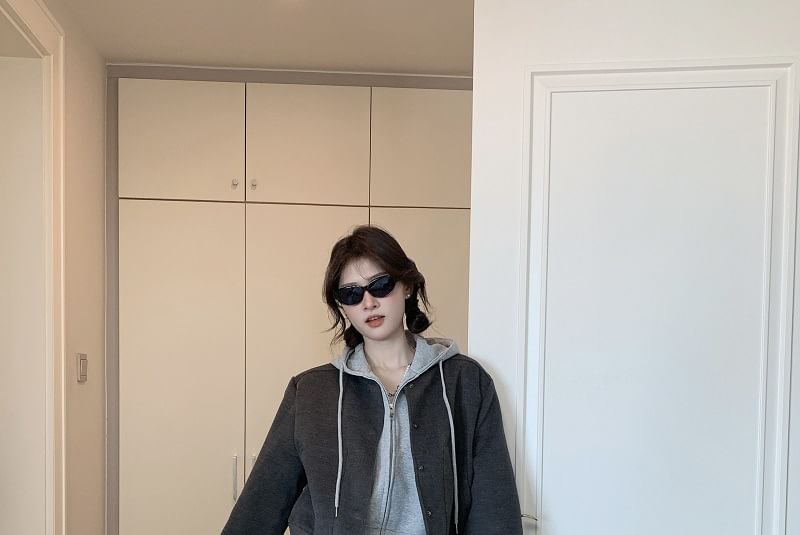 Ashlee - Effen honkbaljack met knoopsluiting / hoodie met rits