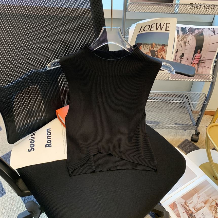 MIKIGA - Tanktop met geribbelde, effen kraag en cropped pasvorm