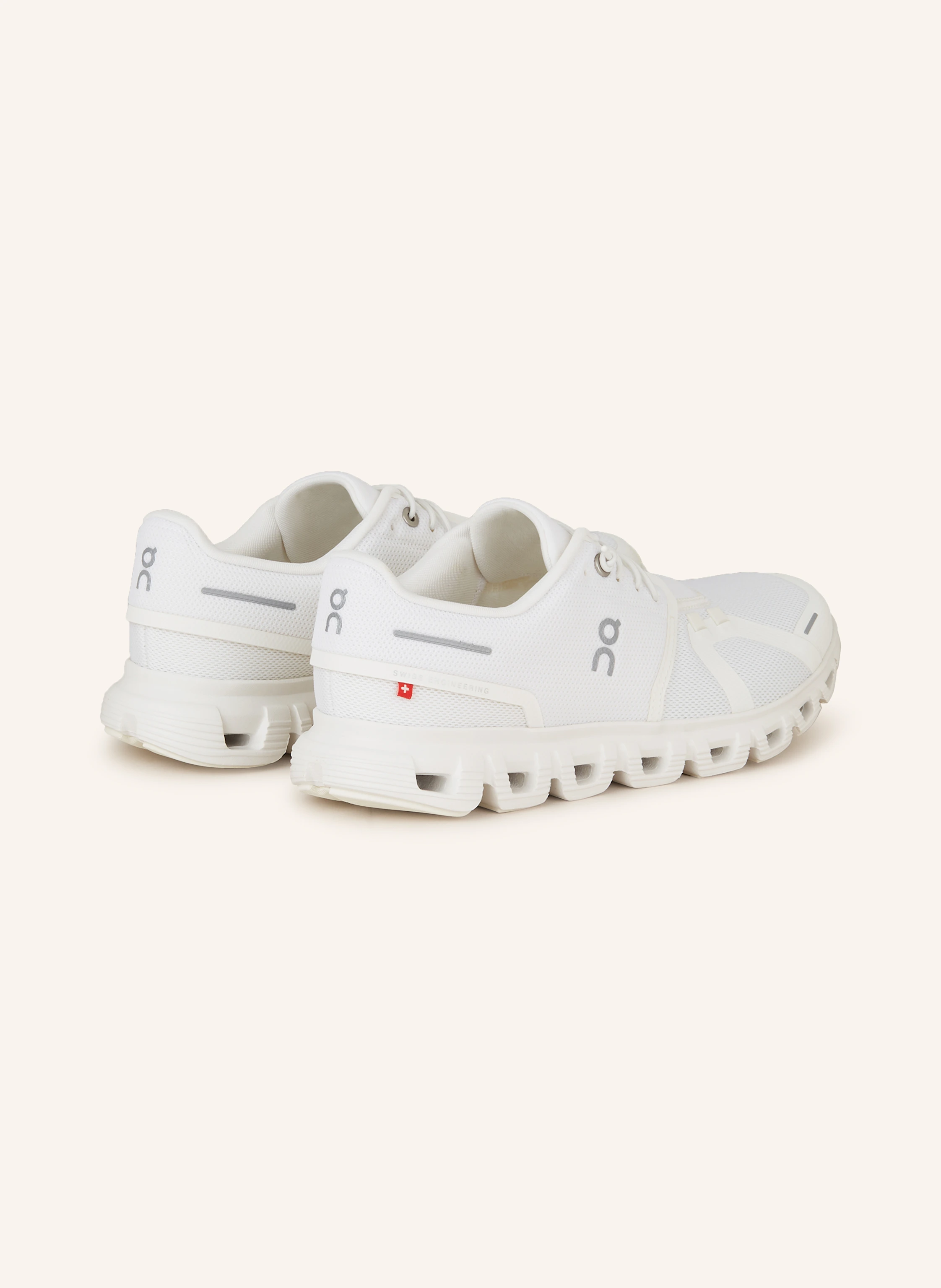 On Sneaker CLOUD 6