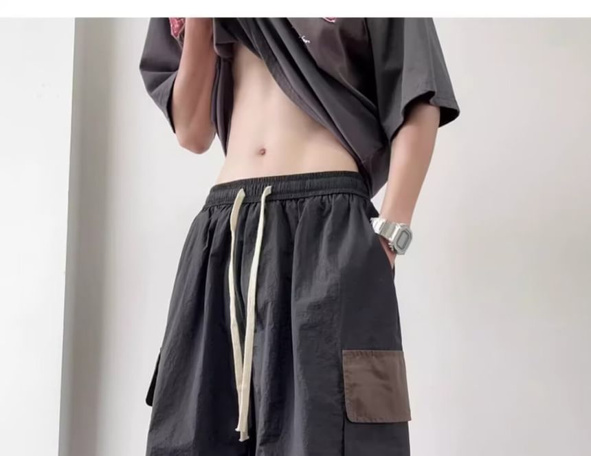 DuckleBeam - Mid Rise Plain Cargo Shorts