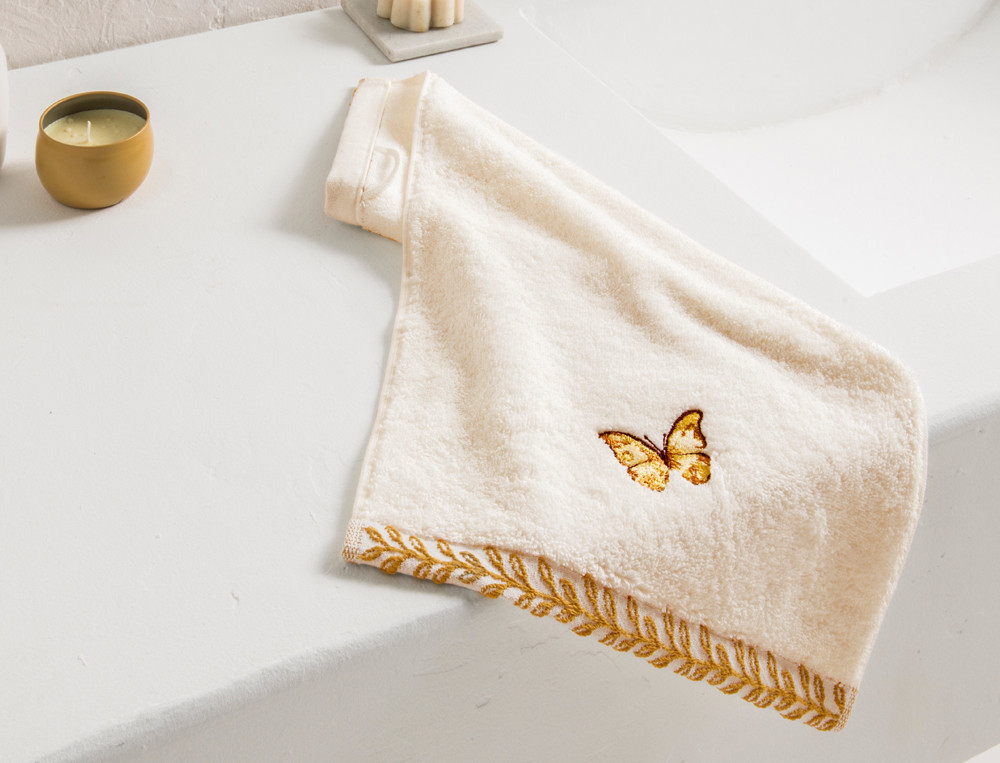 Serviette de bain-De fleur en fleur
