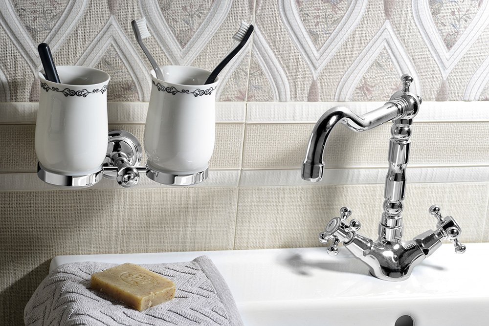 Sapho Antea klassieke wastafelkraan met afvoerplug retro chroom