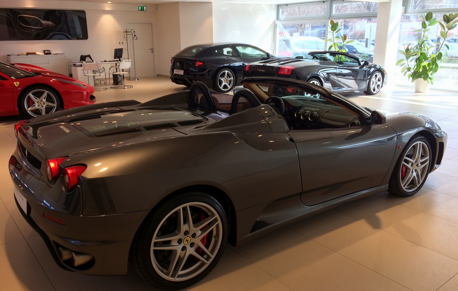Ferrari selber fahren in Guntramsdorf als Geschenk