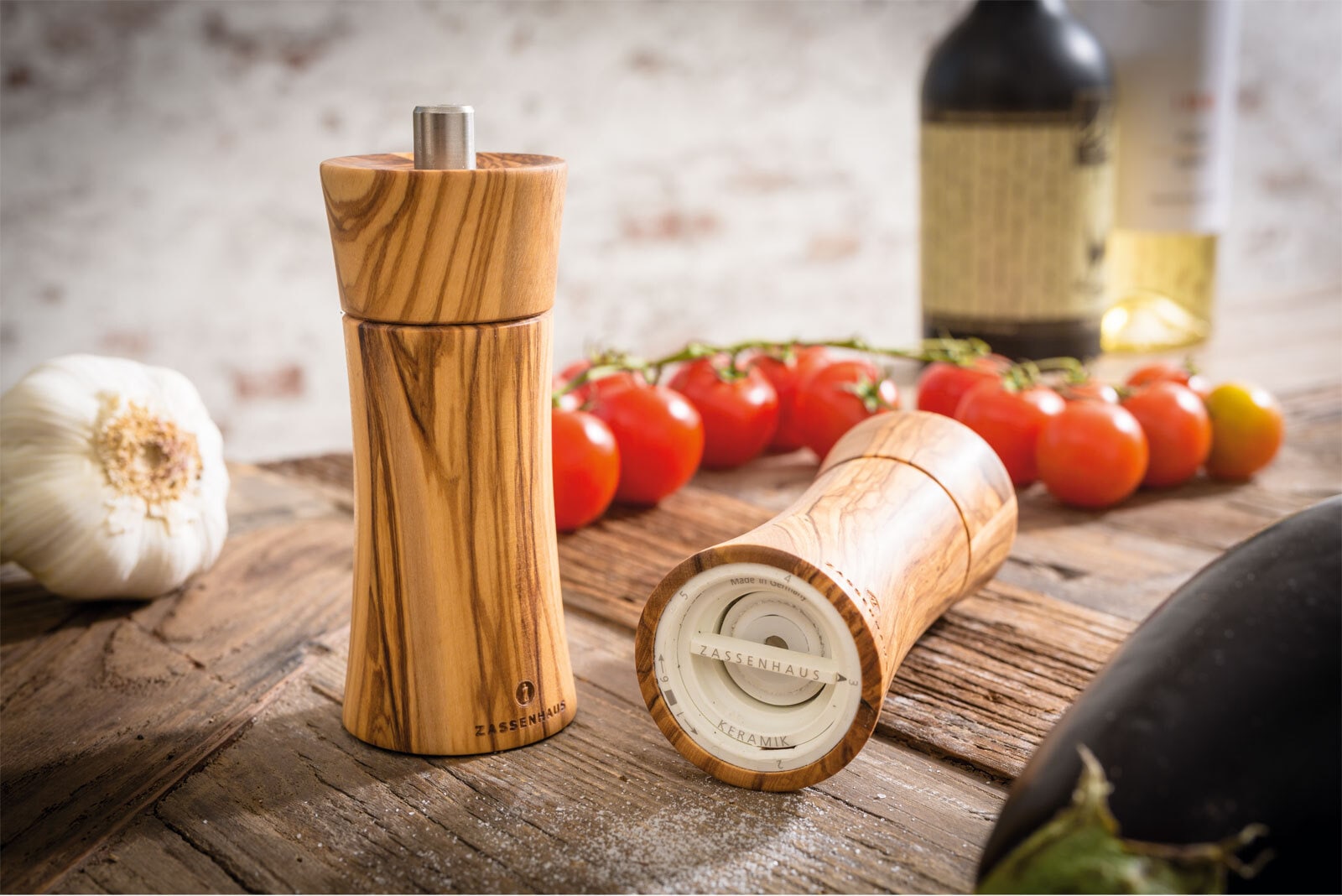 ZASSENHAUS Pfeffermühle FRANKFURT 18 cm Olivenholz