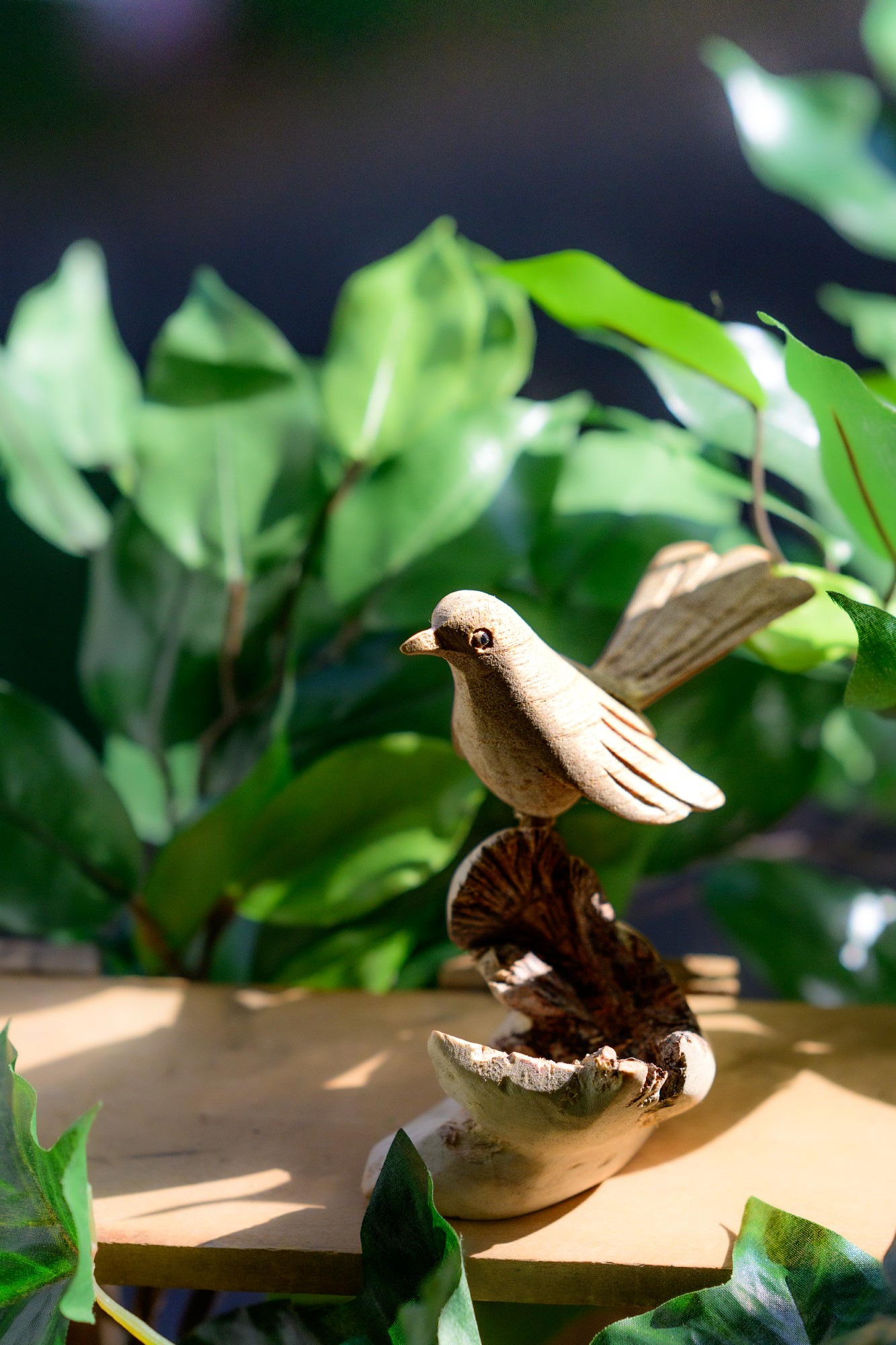 Figur 'Vogelnest' aus Holz, B 13 cm, H 10 cm, L 7 cm von fischer's lagerhaus