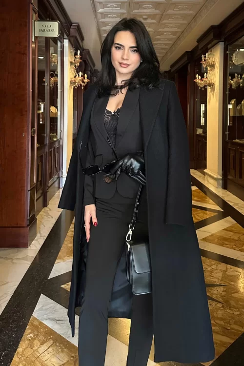 Glamour Bunny Business Babe Diadora Travel Blazer in Black