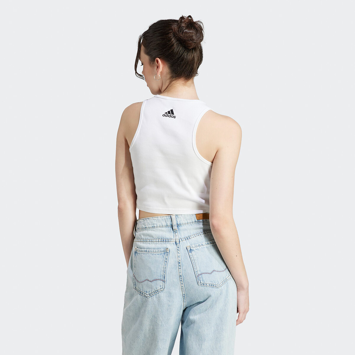 ADIDAS ROUPAS ESPORTIVAS<br>Regata curta Adoro a marca