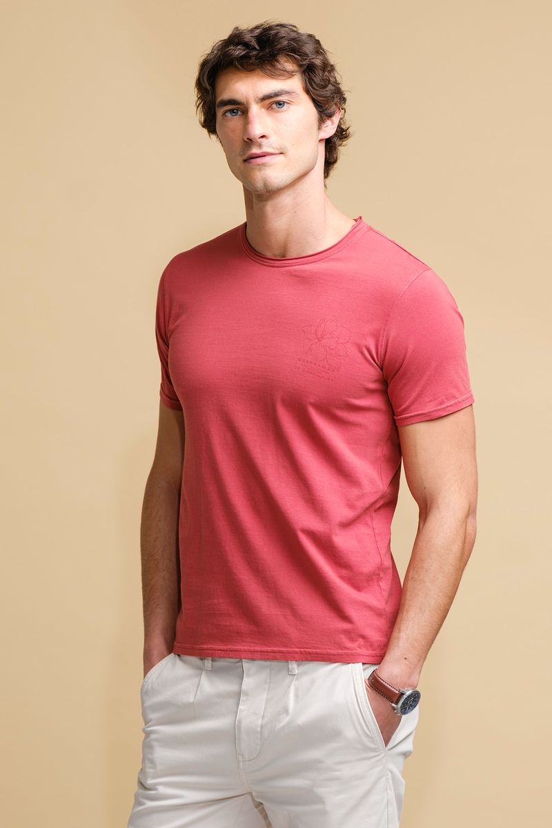 T-SHIRT EFEITO LAVADO COM PRINT