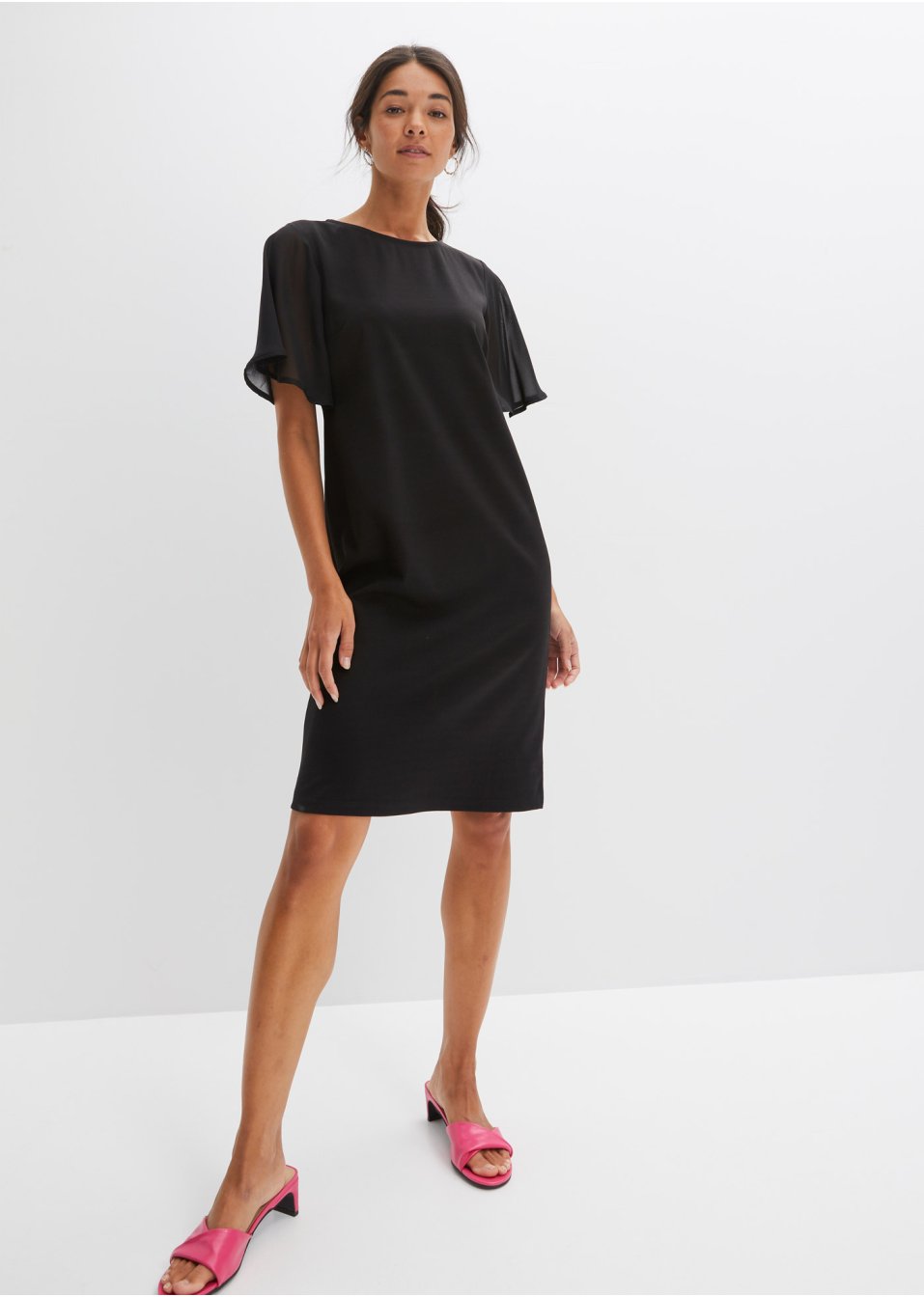 Robe avec manches en chiffon