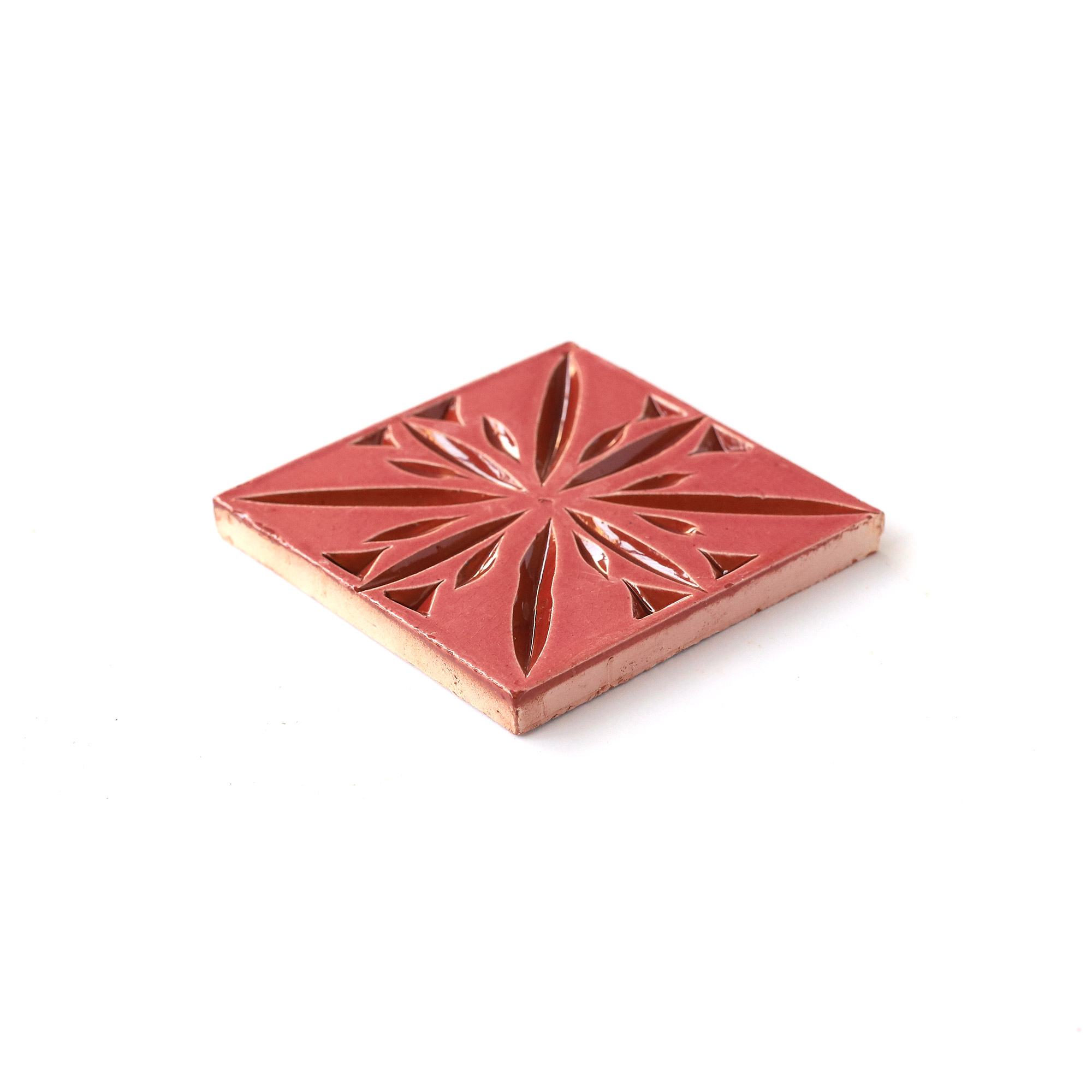 Kachel 'graviert' rosé, T 10 cm, B 10 cm, H 1 cm von fischer's lagerhaus