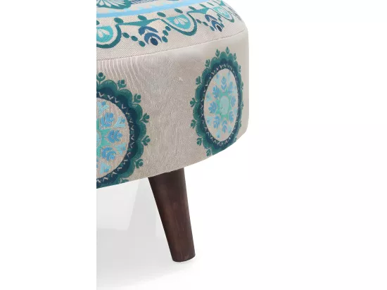 Ottoman rond tapissé avec pieds en bois couleur lin