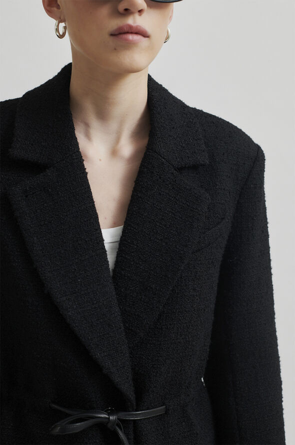 Second Female Josa Blazer Black