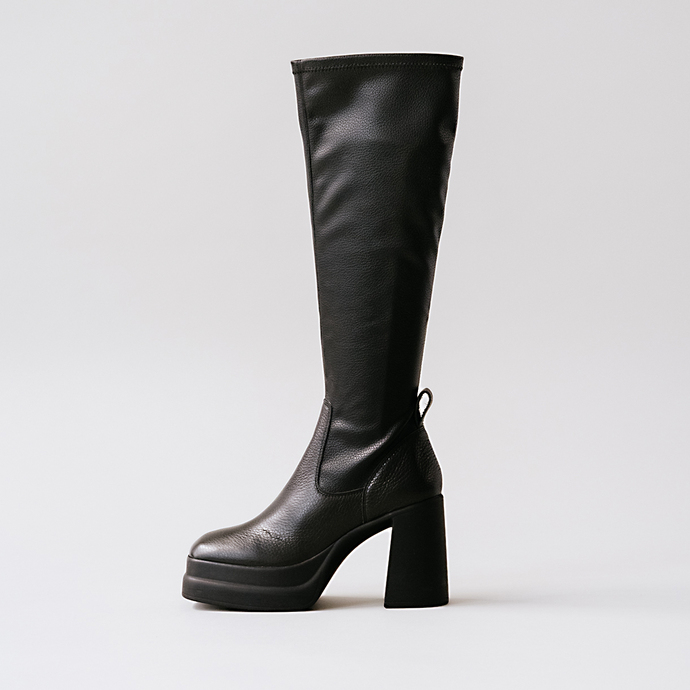 Bottes hautes à plateformes  en cuir grainé noir
