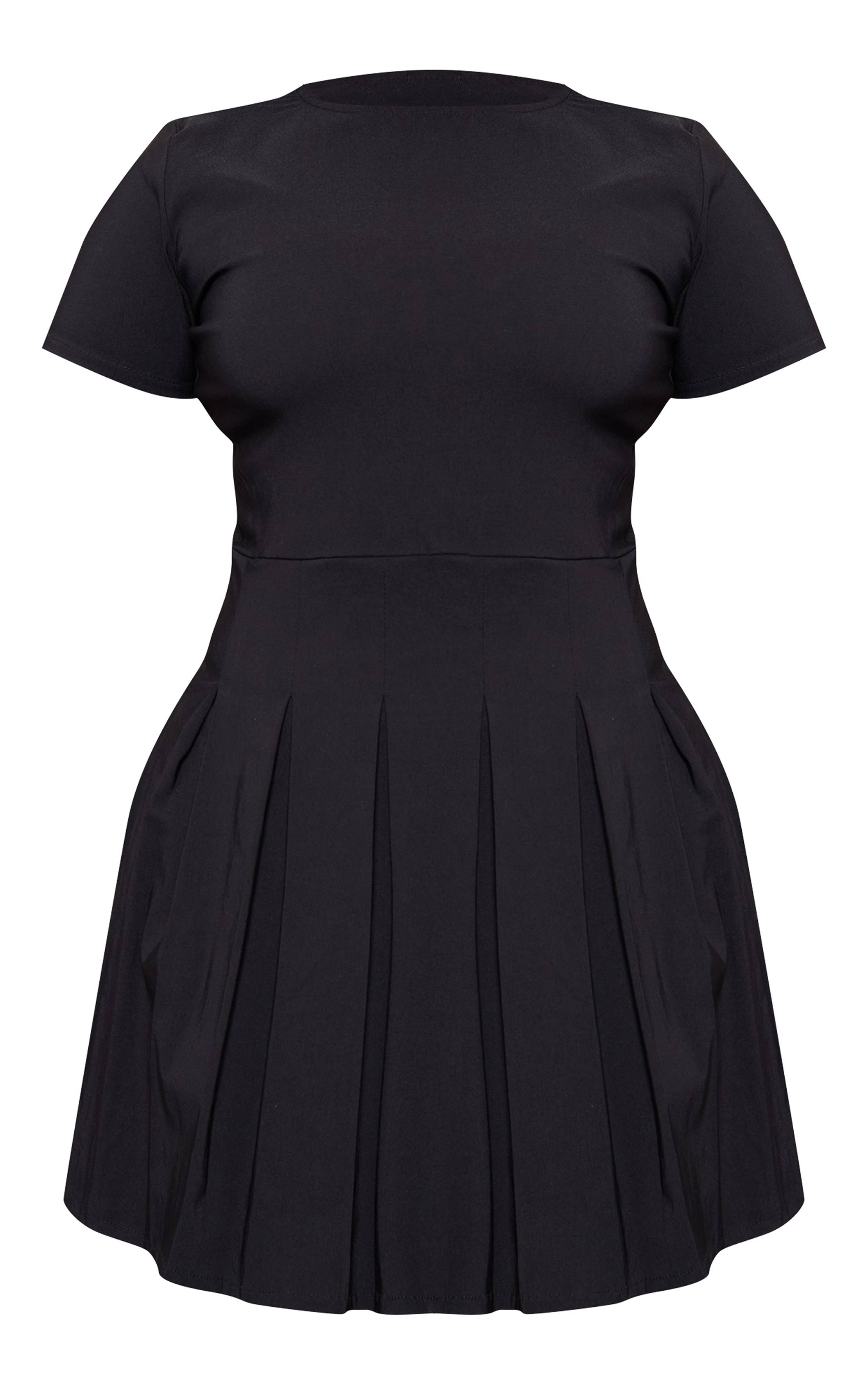 Noir Robe Courte Ajustée Grande Taille Avec Détail D'ourlet Plissé