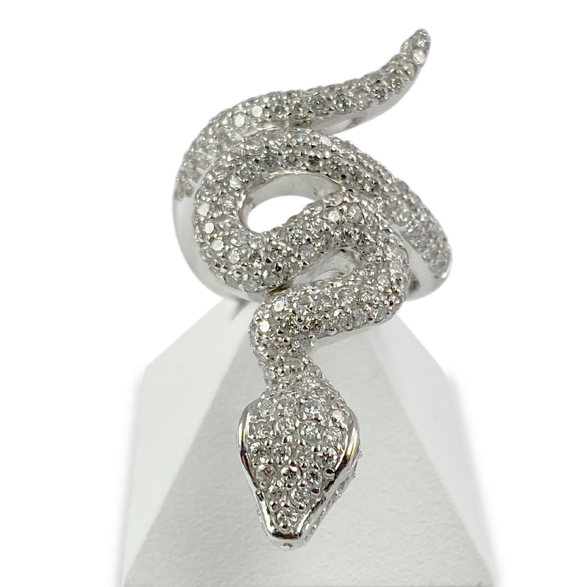 Bague d'occasion or 750 blanc diamants et rubis
