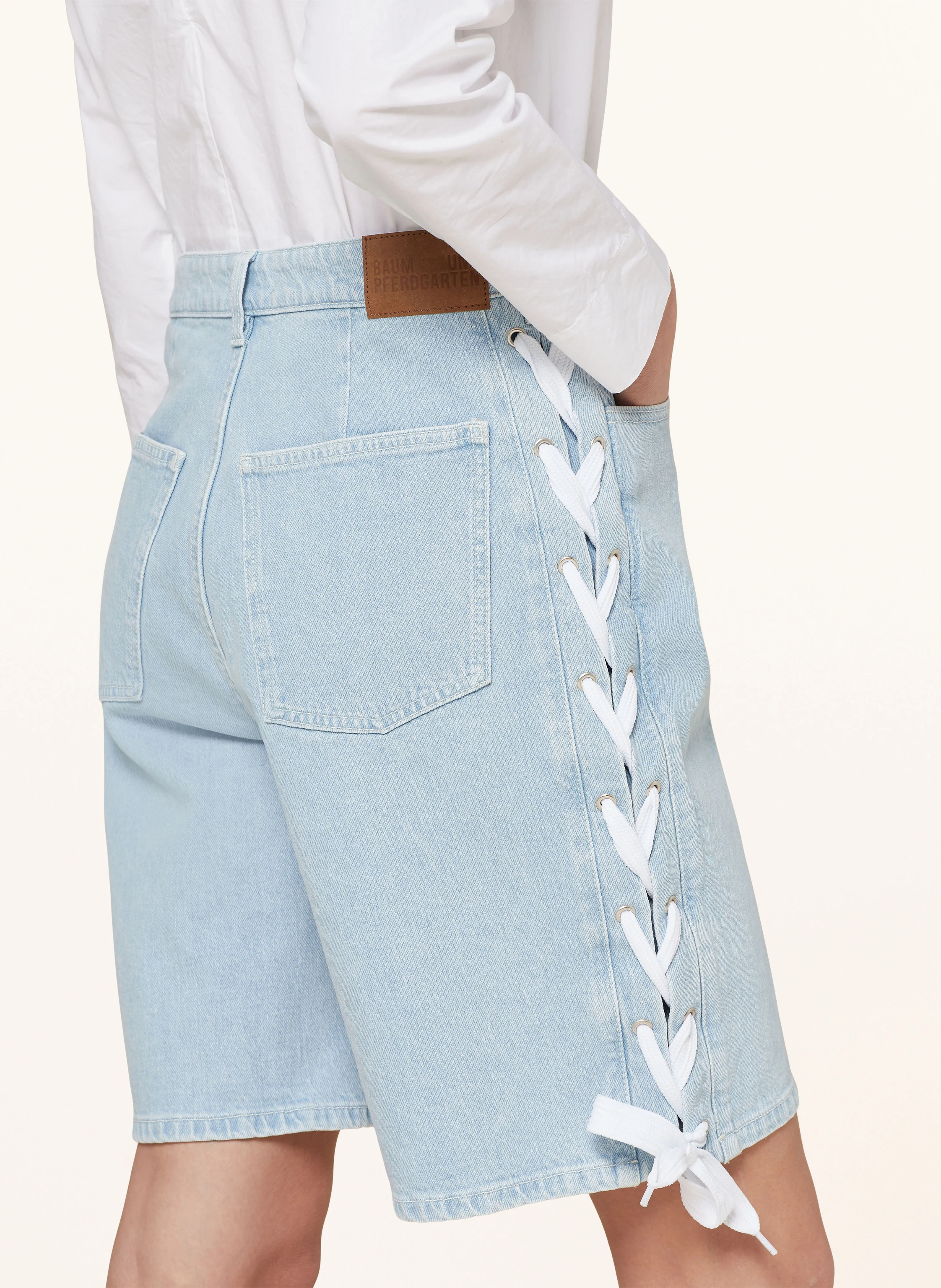 BAUM UND PFERDGARTEN Jeansshorts NEO