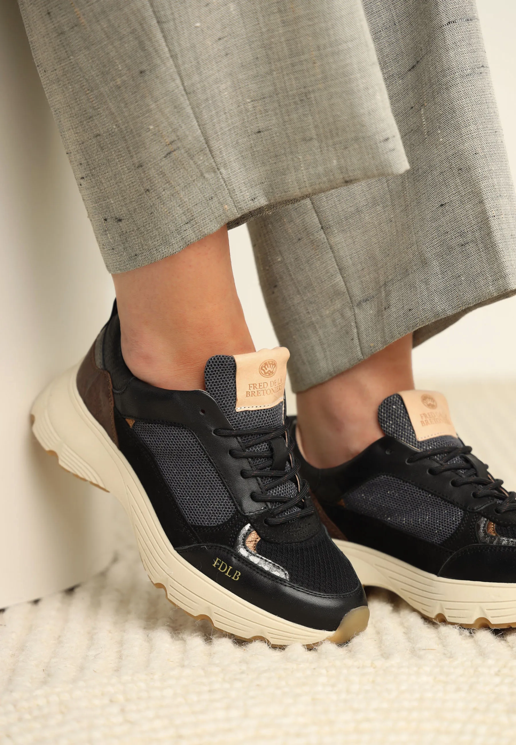 MARIOLA LUNA Sneaker mesh Black