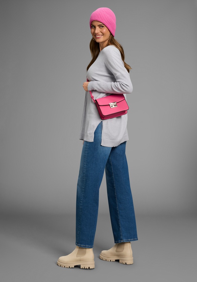 Laura Scott Longpullover , Feinstrick in lockerer Form mit seitlichen Schlitzen